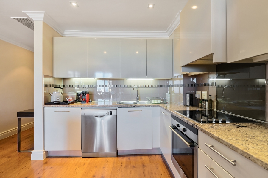 1 Bedroom Property for Sale in Green Point Western Cape